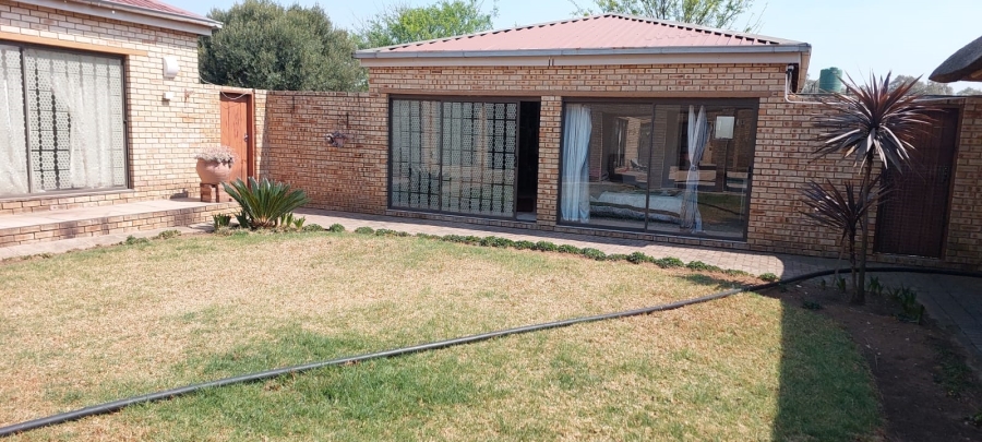 4 Bedroom Property for Sale in Vaal Power A H Free State